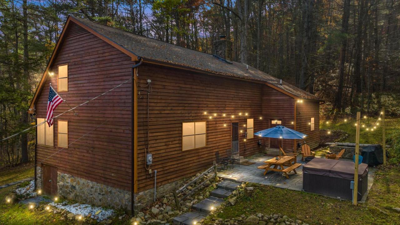 Sleepy Hollow 5Br Cabin - National Park 7 Min, Hot Tub, Fire Pit, Sleeps 12 Luray Exterior photo