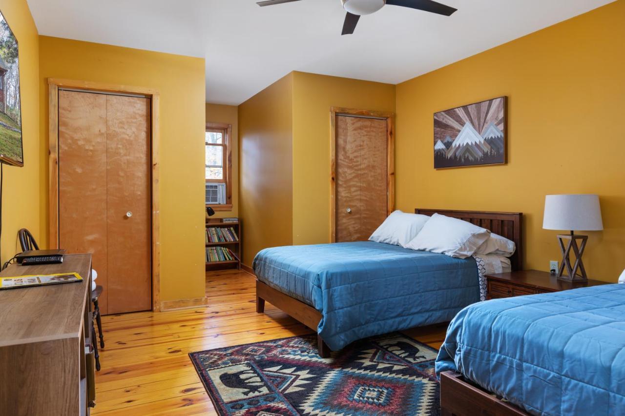 Sleepy Hollow 5Br Cabin - National Park 7 Min, Hot Tub, Fire Pit, Sleeps 12 Luray Exterior photo